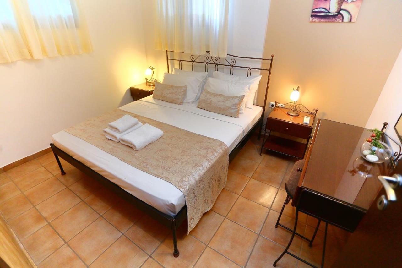 Vathi Hotel Ngoại thất bức ảnh
