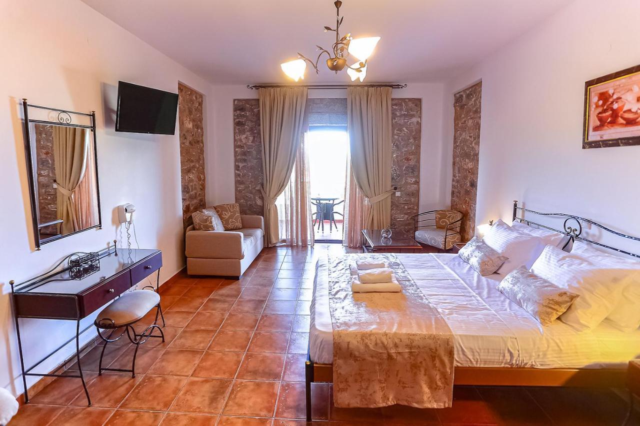 Vathi Hotel Ngoại thất bức ảnh